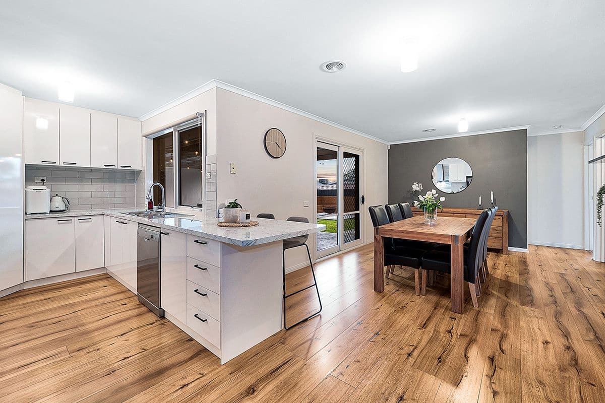 22 Denham Crescent, Cranbourne North VIC 3977, Cranbourne North - Thumbnail 8