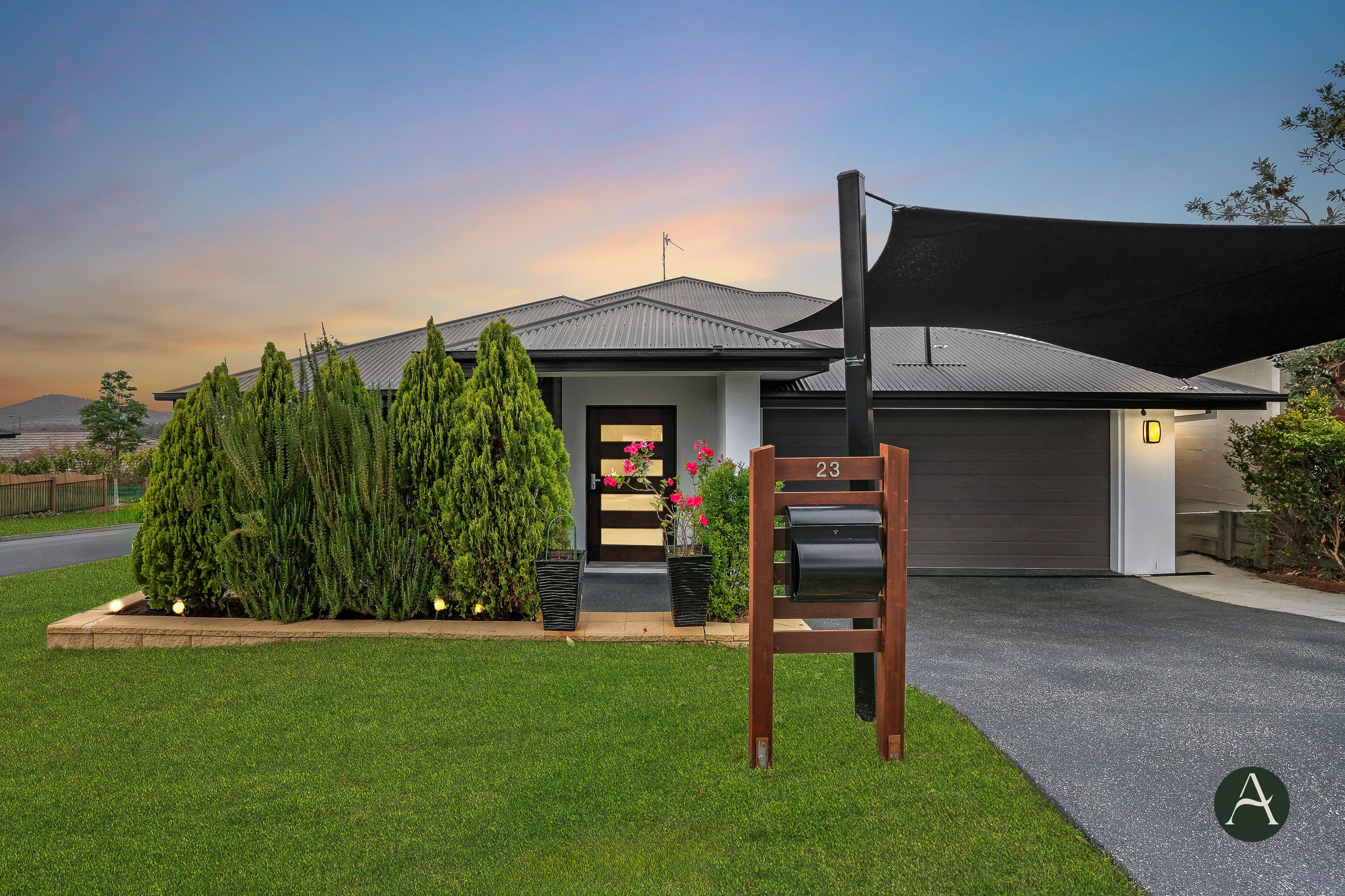 23 Wimmera Crescent, Upper Coomera QLD 4209, Upper Coomera - Thumbnail 2