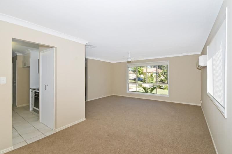 22 Hibertia Avenue, ELANORA QLD 4221, Elanora - Thumbnail 3
