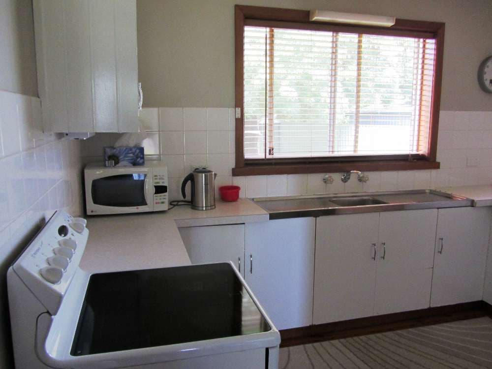 324 Sutherland Street, LAVINGTON NSW 2641, Lavington - Thumbnail 4