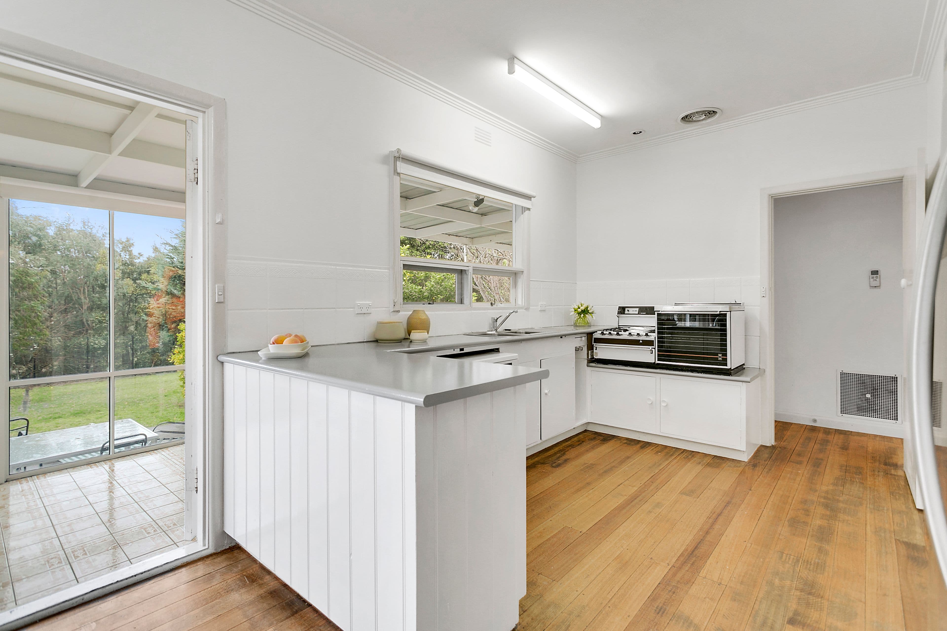 49 Fleetwood Crescent, Frankston South VIC 3199, Frankston South - Thumbnail 3