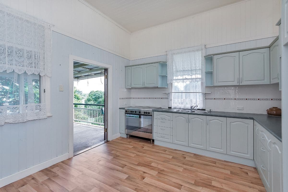 15 Frederick Street, Newtown QLD 4305, Newtown - Thumbnail 4