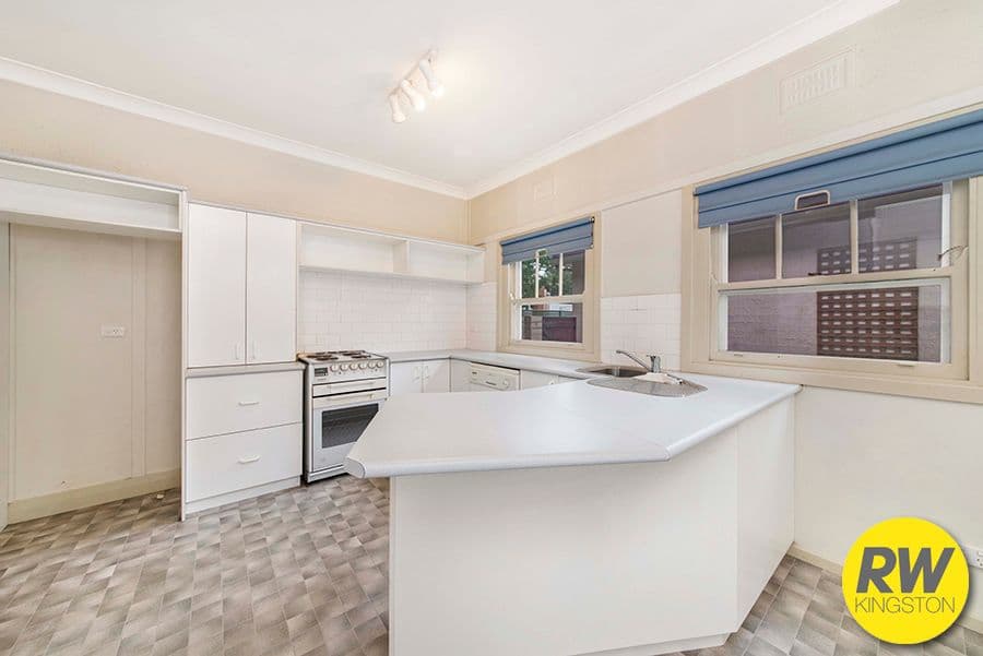 73A Novar Street, Yarralumla ACT 2600, Yarralumla - Thumbnail 2