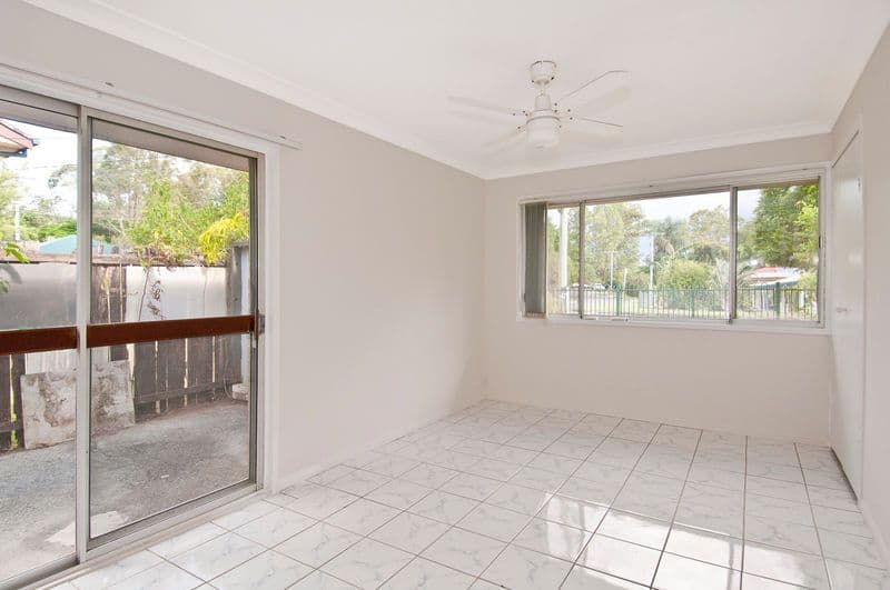 37 Sapium Street, KINGSTON QLD 4114, Kingston - Thumbnail 5