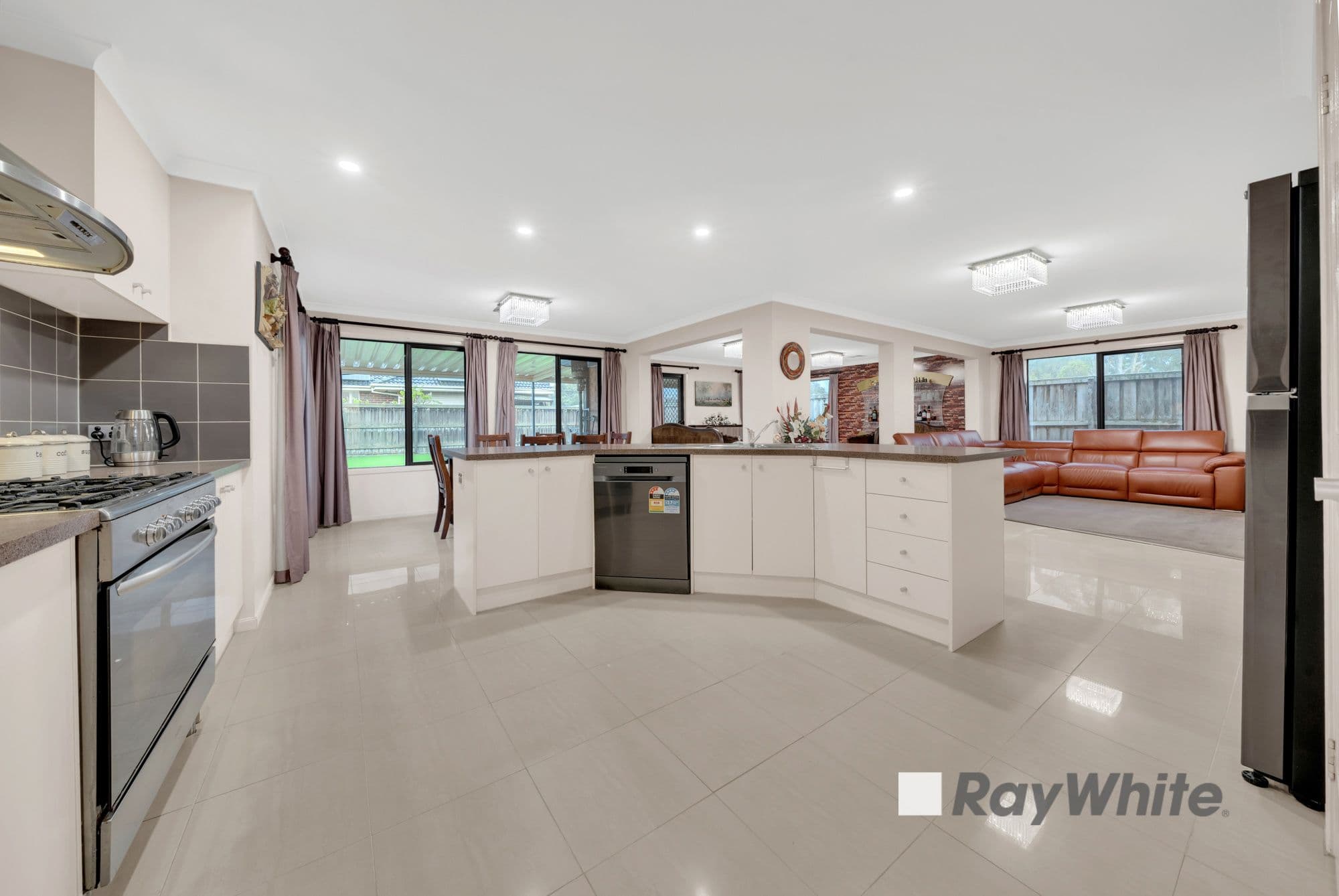 48 Chatswood Drive, Narre Warren South VIC 3805, Narre Warren South - Thumbnail 7