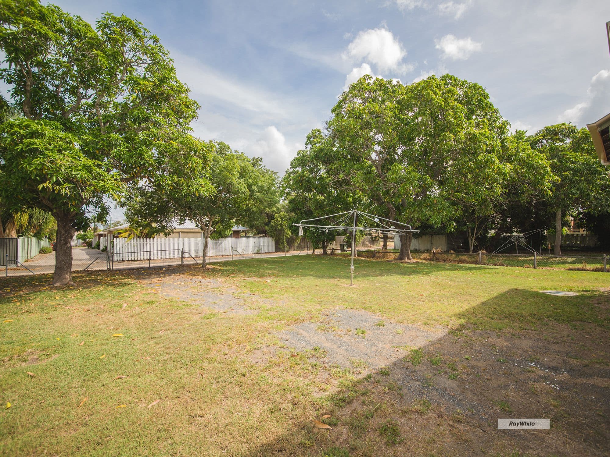 131 Denham Street, Allenstown QLD 4700, Allenstown - Thumbnail 2