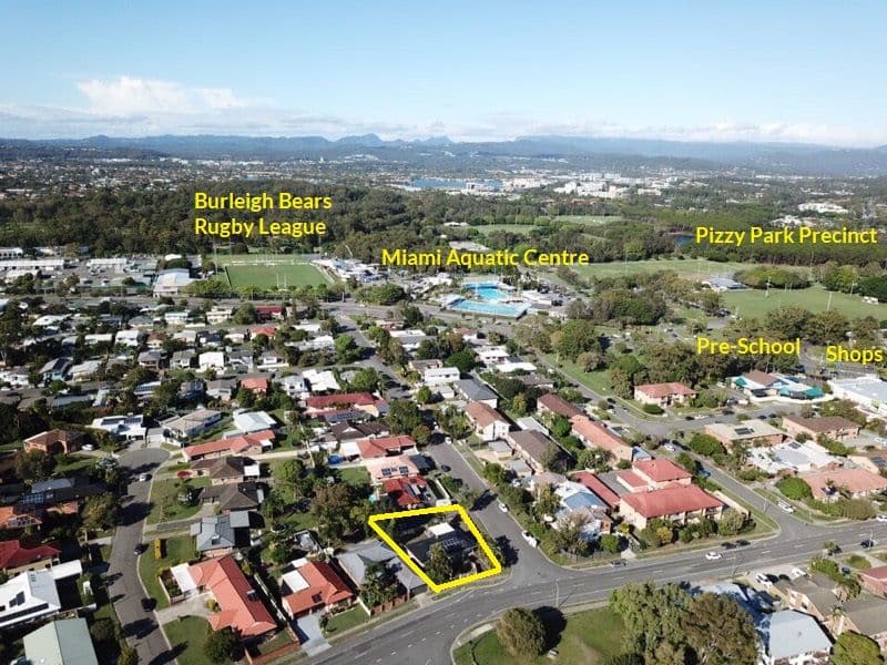 50 Karbunya Street, Mermaid Waters QLD 4218, Mermaid Waters - Thumbnail 2