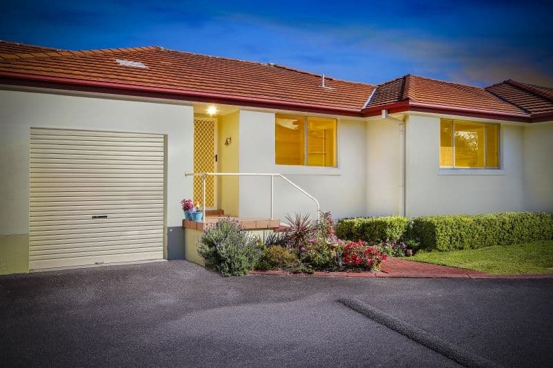 30 Pine Avenue, Davistown - Image 1