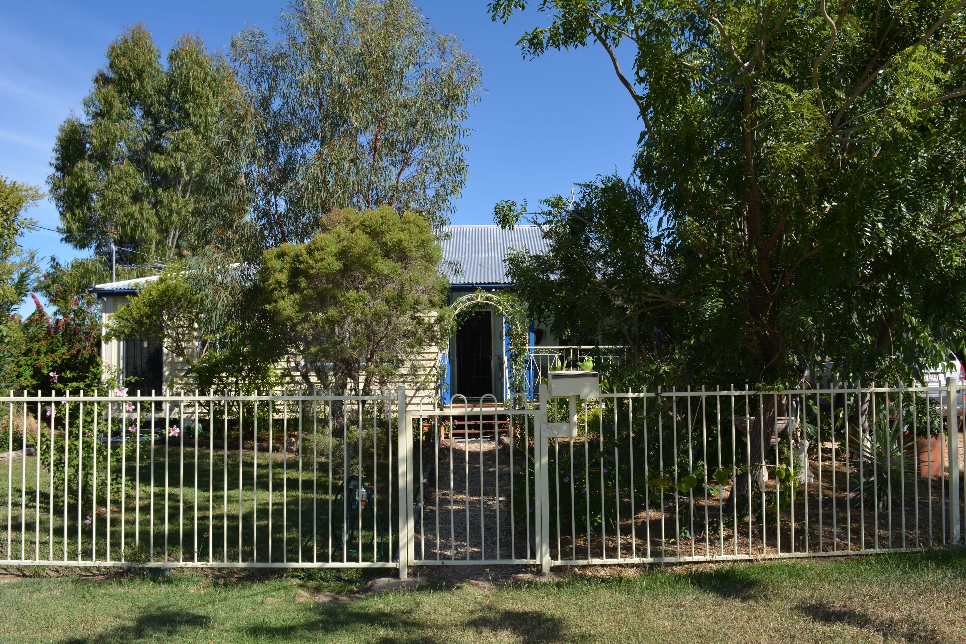 70 Rose Street, Blackall QLD 4472, Blackall - Image 1