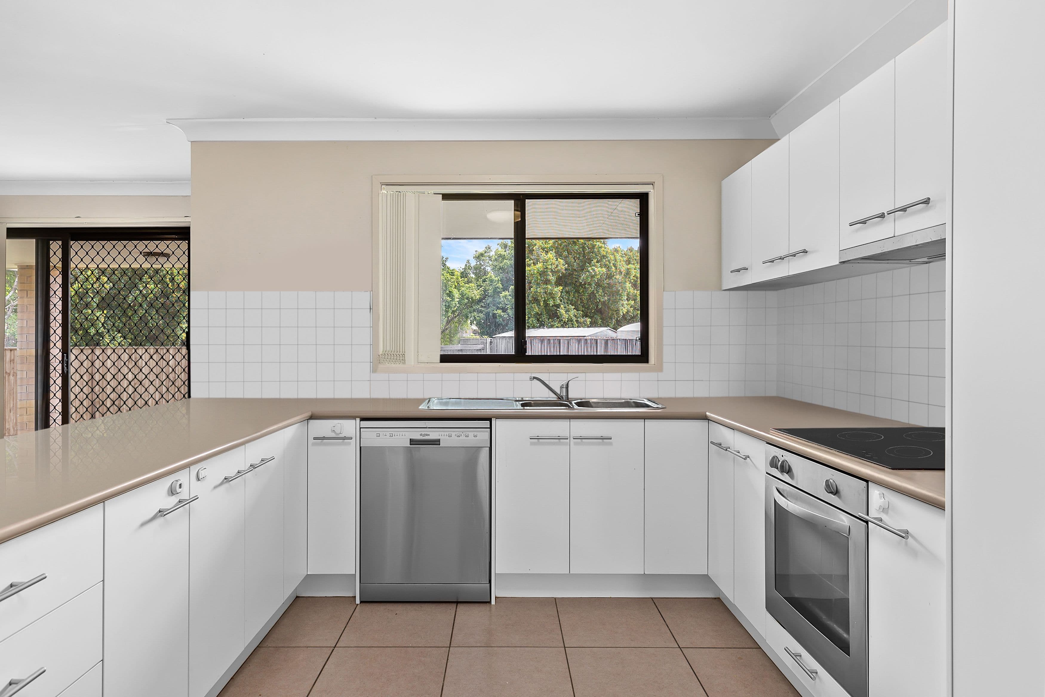 8 Tinsey Court, Caboolture QLD 4510, Caboolture - Thumbnail 6