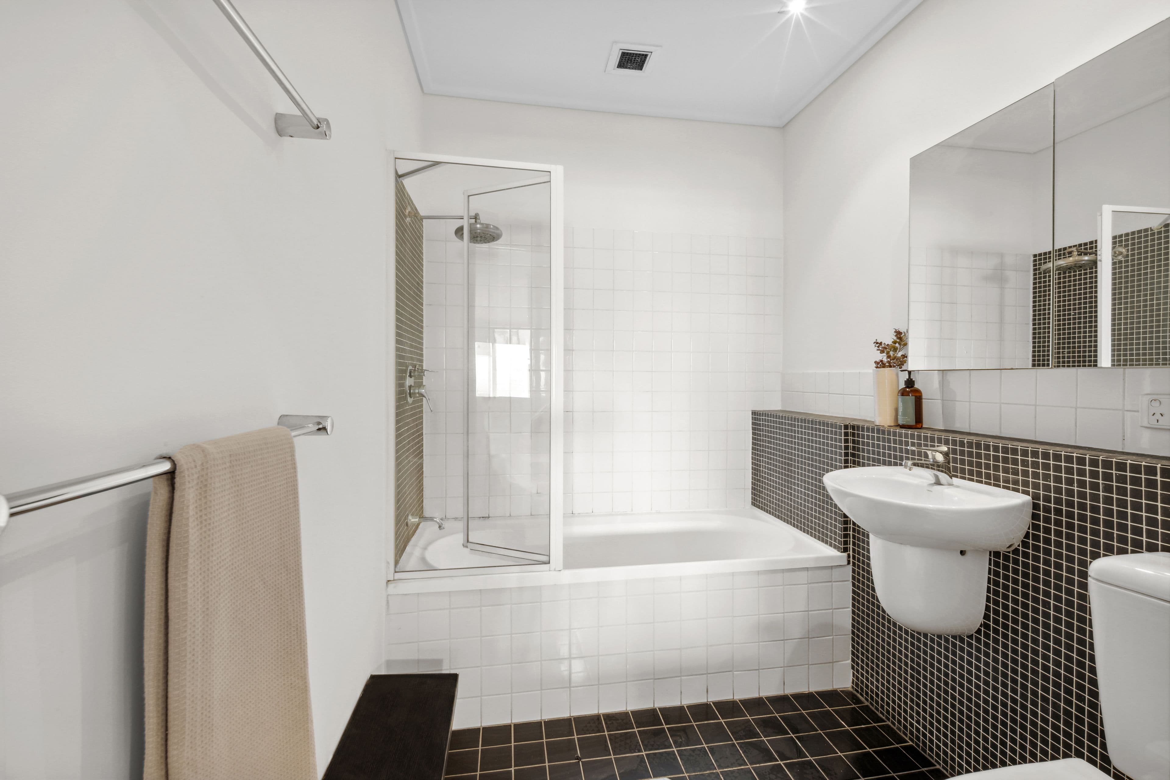 240 Wyndham Street, Alexandria NSW 2015, Alexandria - Thumbnail 7