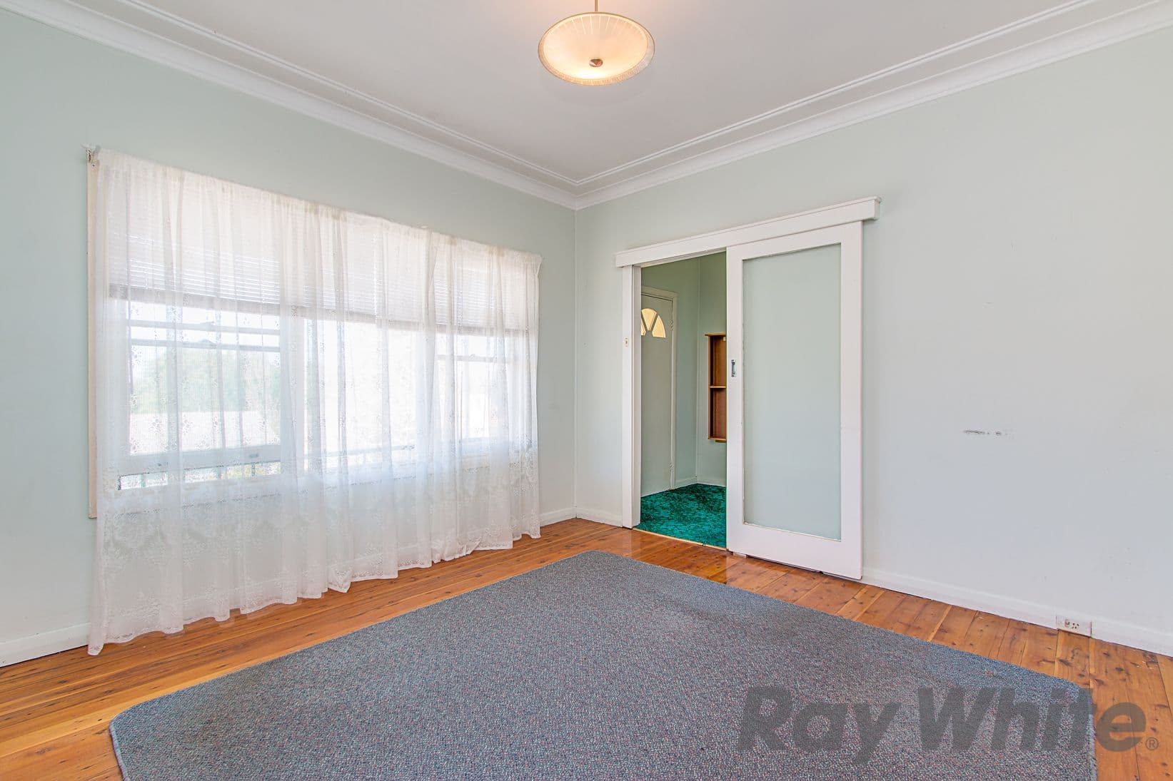 17 Dickinson Street, Charlestown - Thumbnail 6