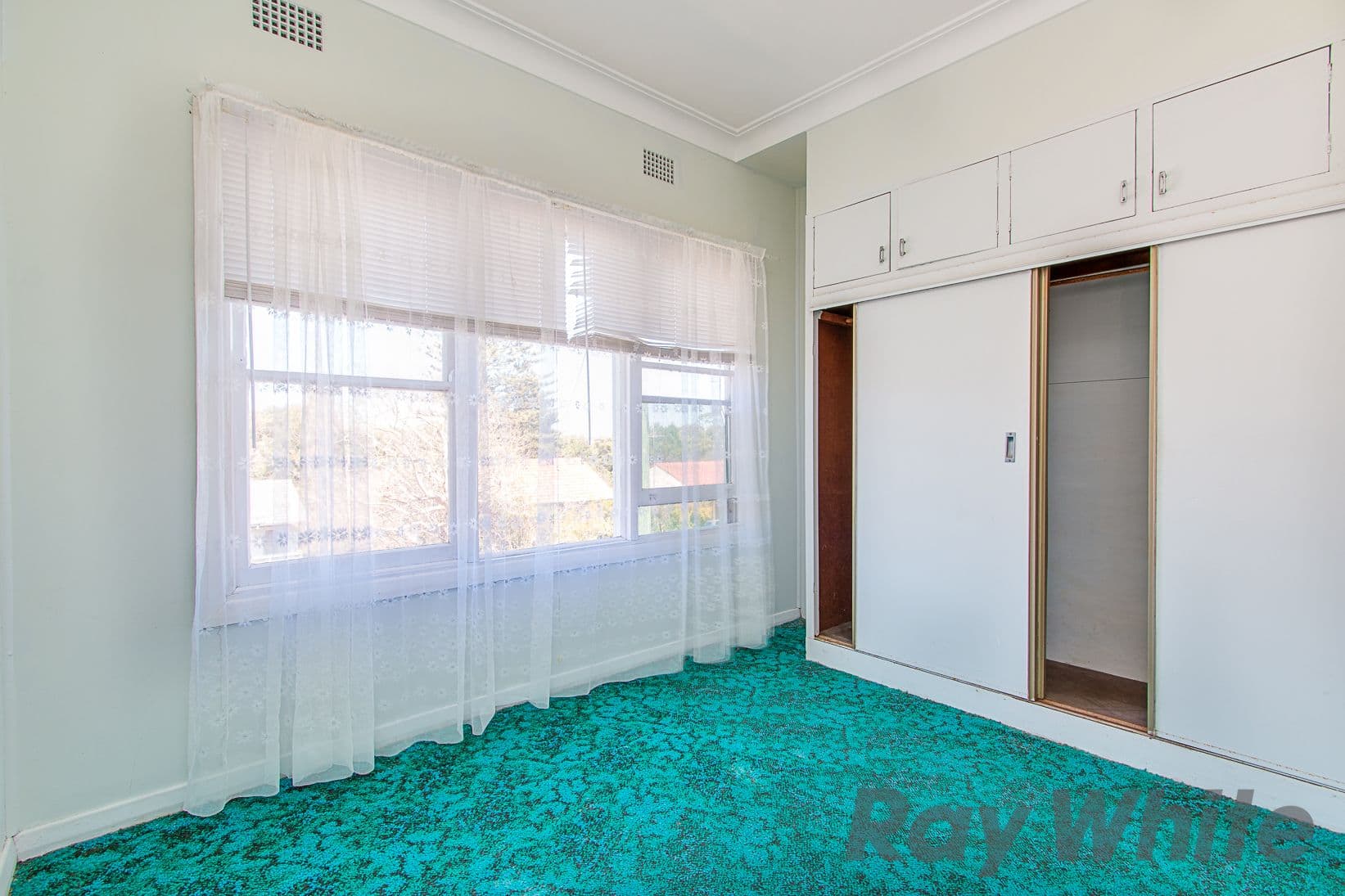 17 Dickinson Street, Charlestown - Thumbnail 7