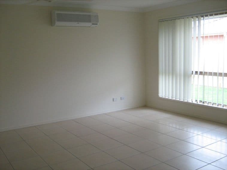 8 Benjamin Court, Yamanto QLD 4305, Yamanto - Thumbnail 6