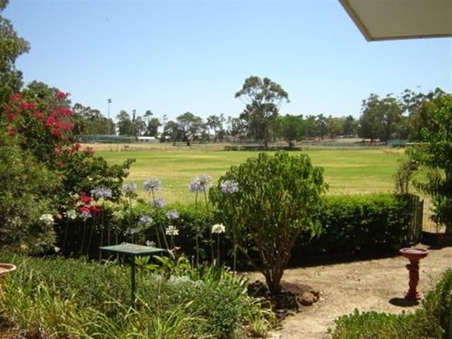 34 Cotherstone Road, KALAMUNDA WA 6076, Kalamunda - Thumbnail 5