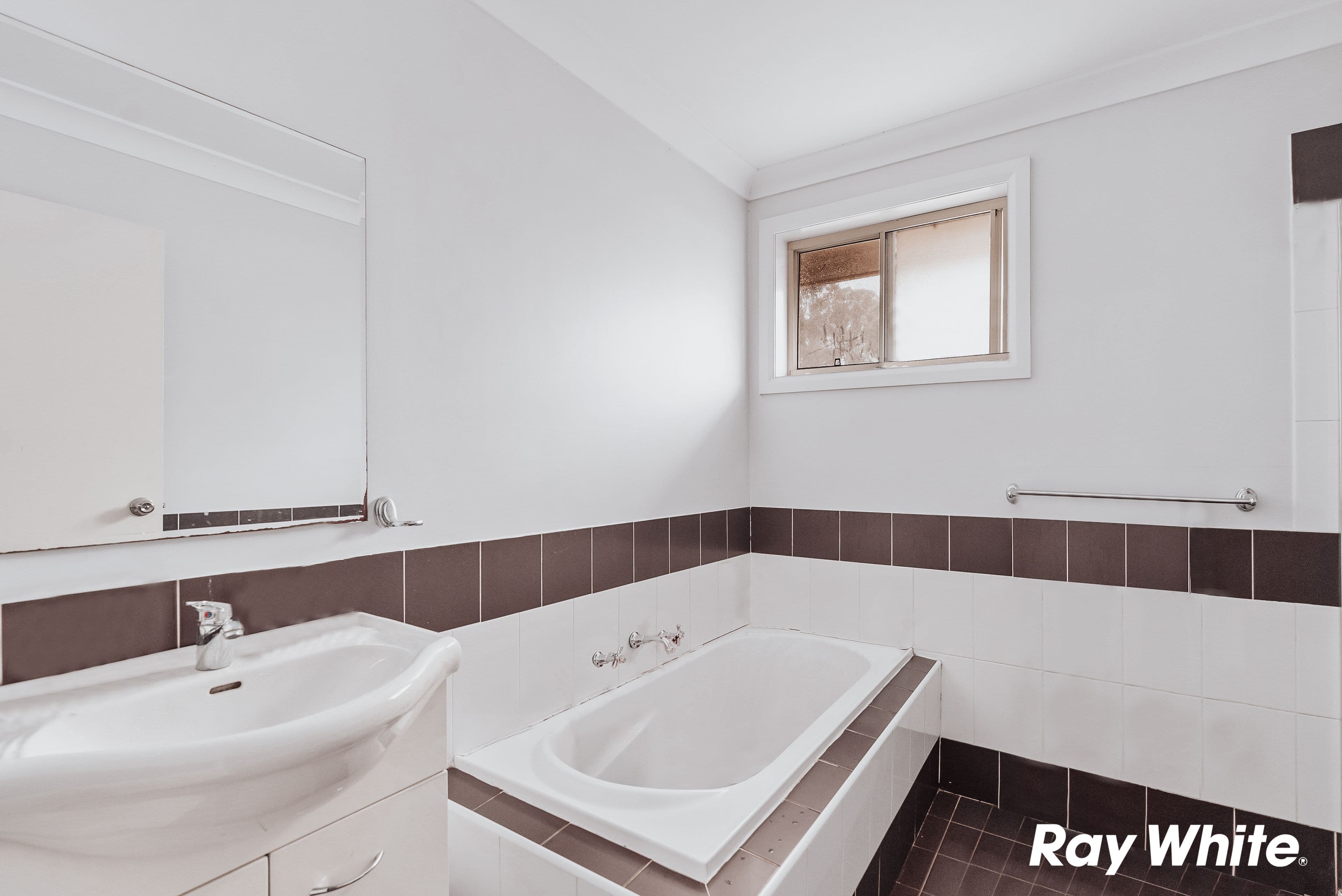 26 Kenyon Crescent, Doonside NSW 2767, Doonside - Thumbnail 4