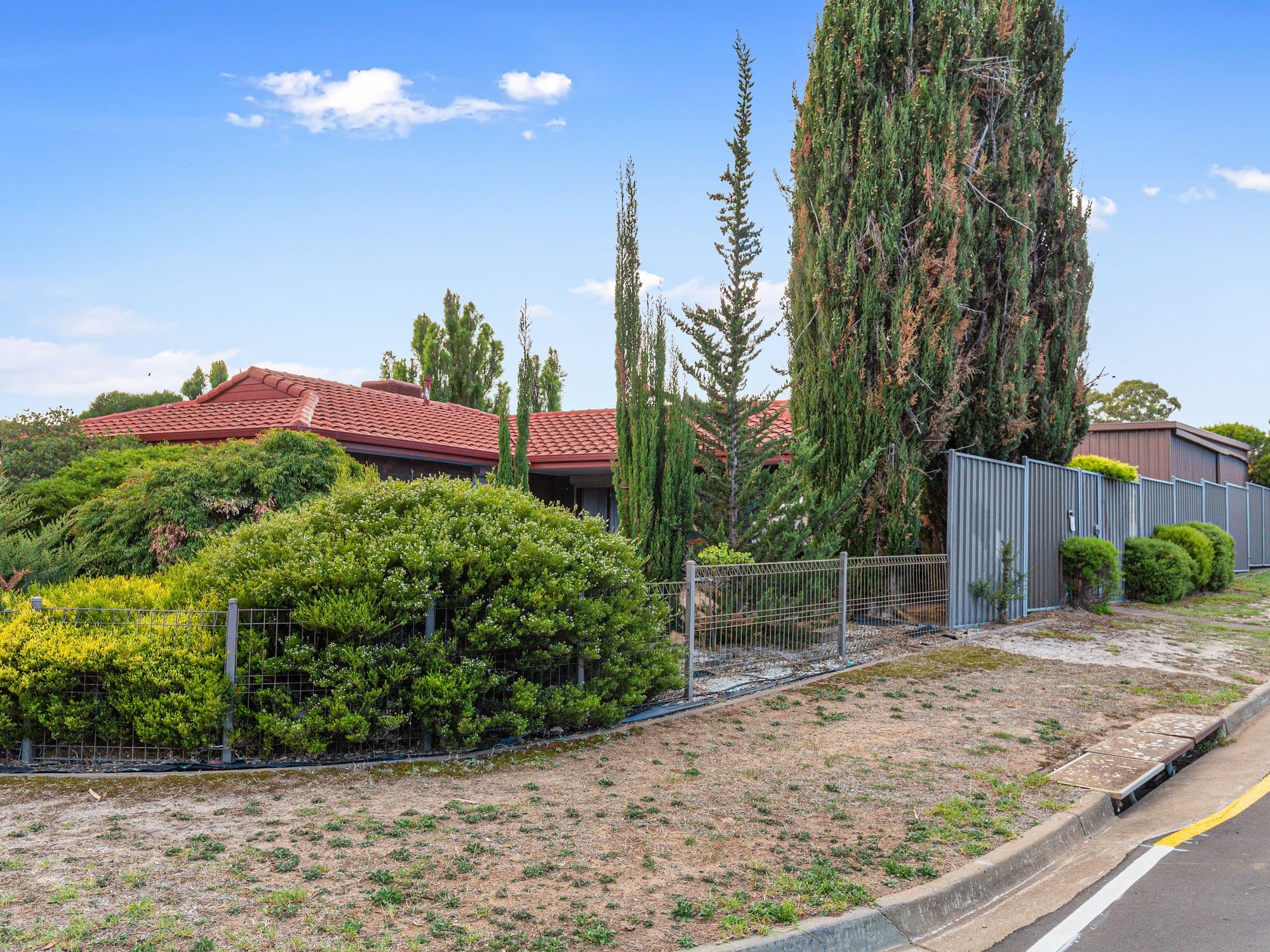 1 Waitara Court, Morphett Vale SA 5162, Morphett Vale - Thumbnail 2