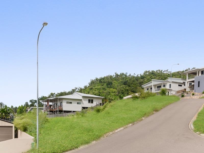 4 Mont Blanc Place, Mount Louisa QLD 4814, Mount Louisa - Thumbnail 3