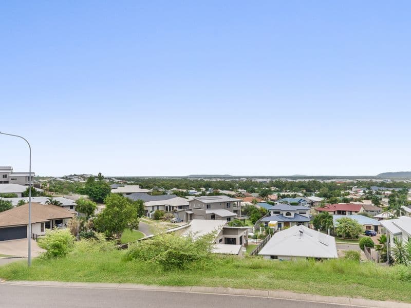 4 Mont Blanc Place, Mount Louisa QLD 4814, Mount Louisa - Thumbnail 4