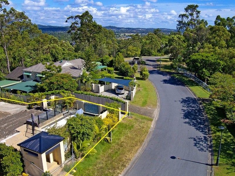 73 Tamworth Drive, HELENSVALE QLD 4212, Helensvale - Thumbnail 4