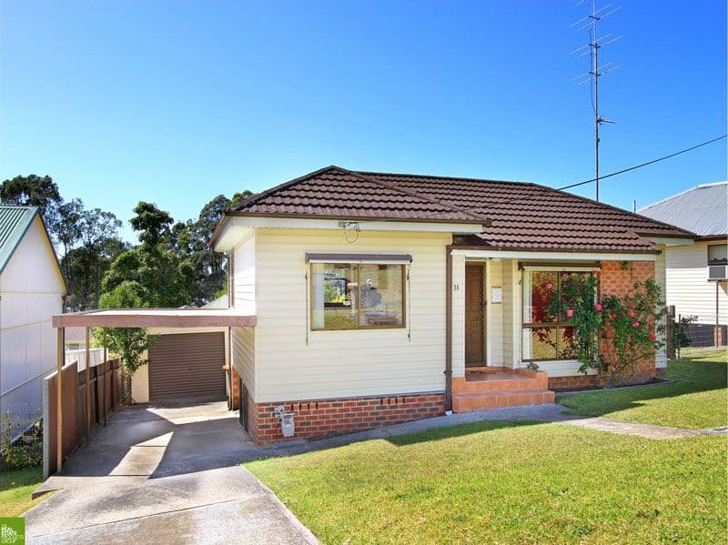 31 Tresnan Street, UNANDERRA NSW 2526, Unanderra - Image 1