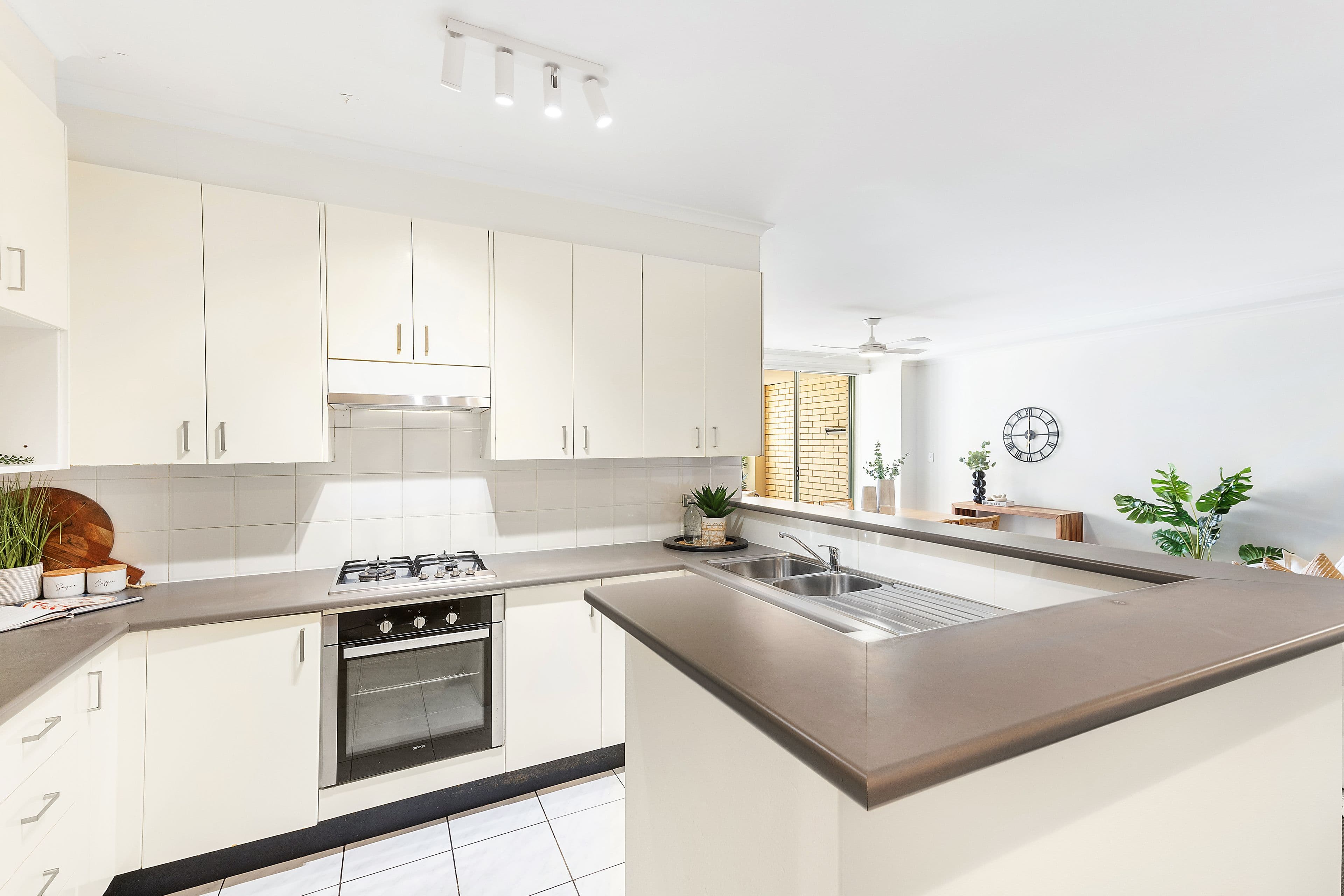 107 Pacific Highway, Hornsby NSW 2077, Hornsby - Thumbnail 2