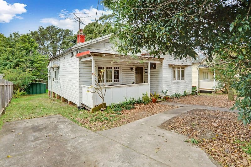 4 Sherbrook Road, HORNSBY NSW 2077, Hornsby - Image 1