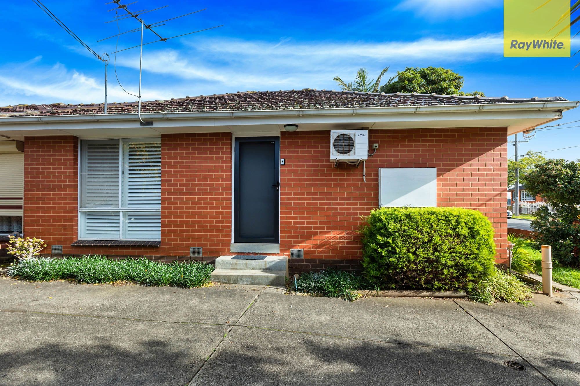 29 Yarmouth Avenue, St Albans VIC 3021, St Albans - Image 1