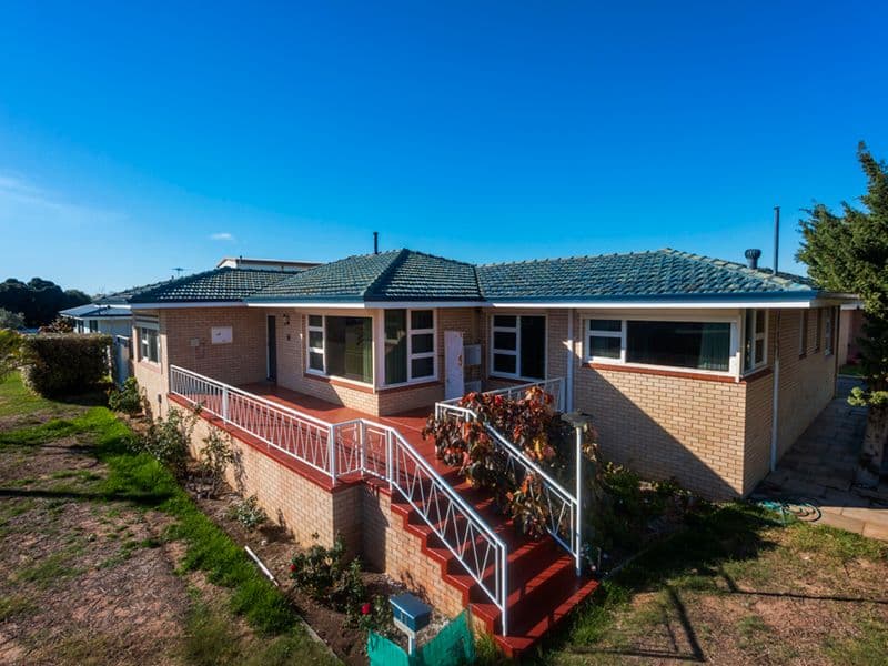 11 Boronia Avenue, Geraldton WA 6530, Geraldton - Thumbnail 2