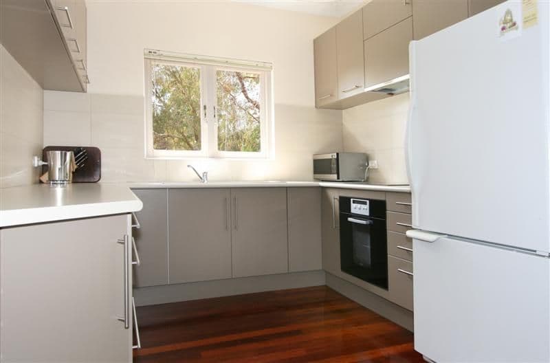 10 Branch St TORBANLEA, QLD, Torbanlea - Thumbnail 2