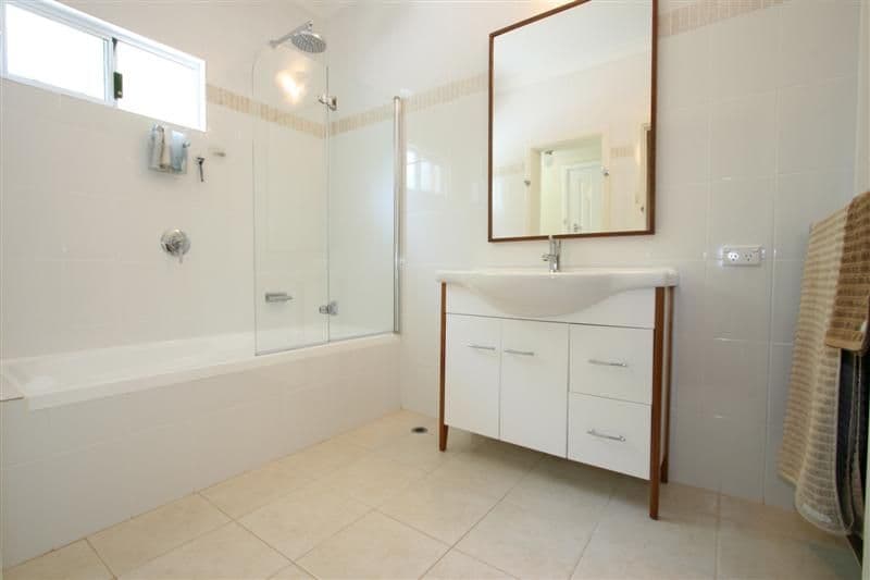 10 Branch St TORBANLEA, QLD, Torbanlea - Thumbnail 4