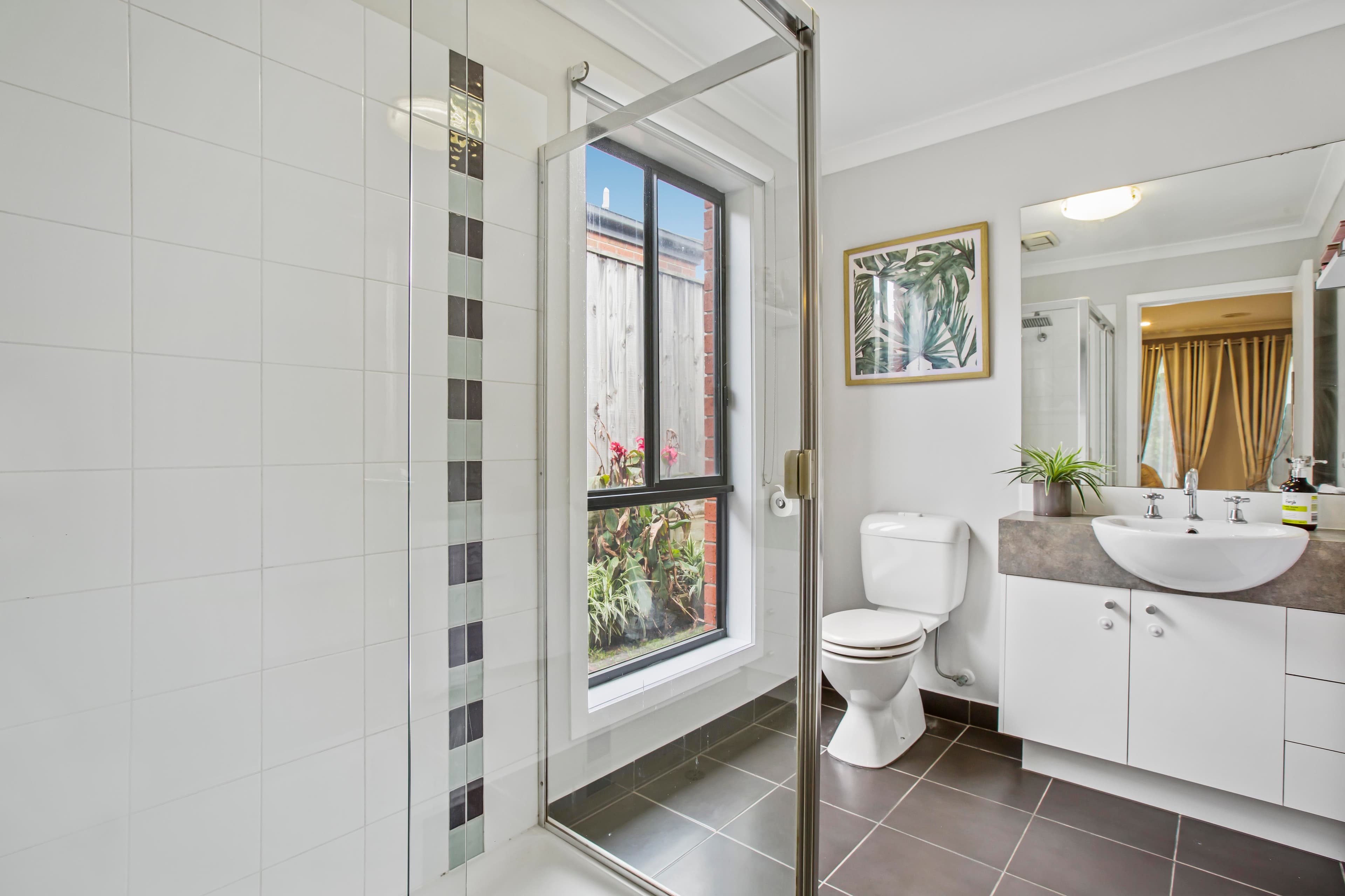 14 Kimberley Grove, Pakenham VIC 3810, Pakenham - Thumbnail 3