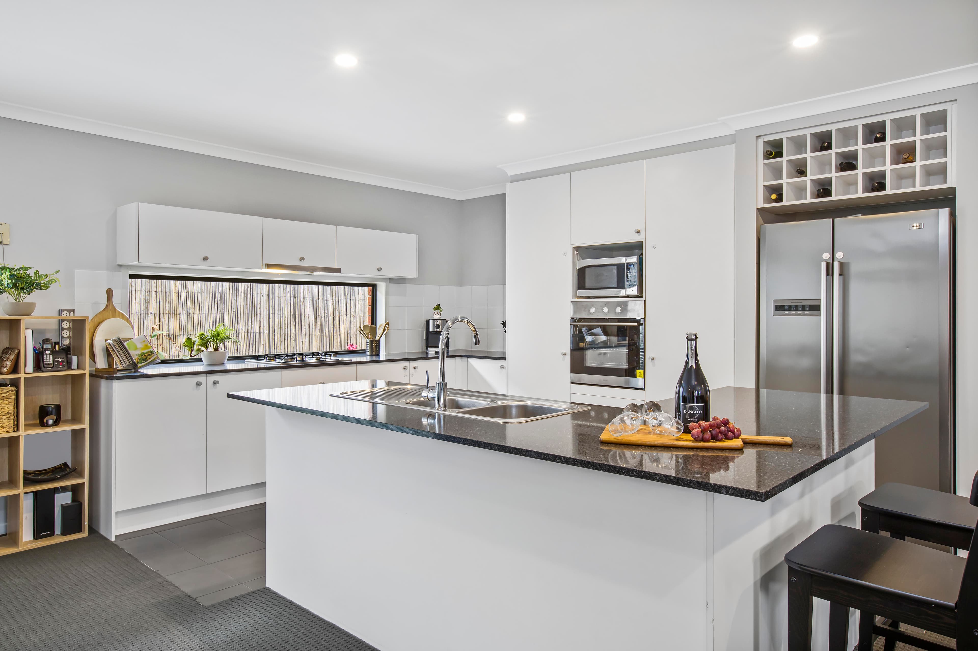 14 Kimberley Grove, Pakenham VIC 3810, Pakenham - Thumbnail 4