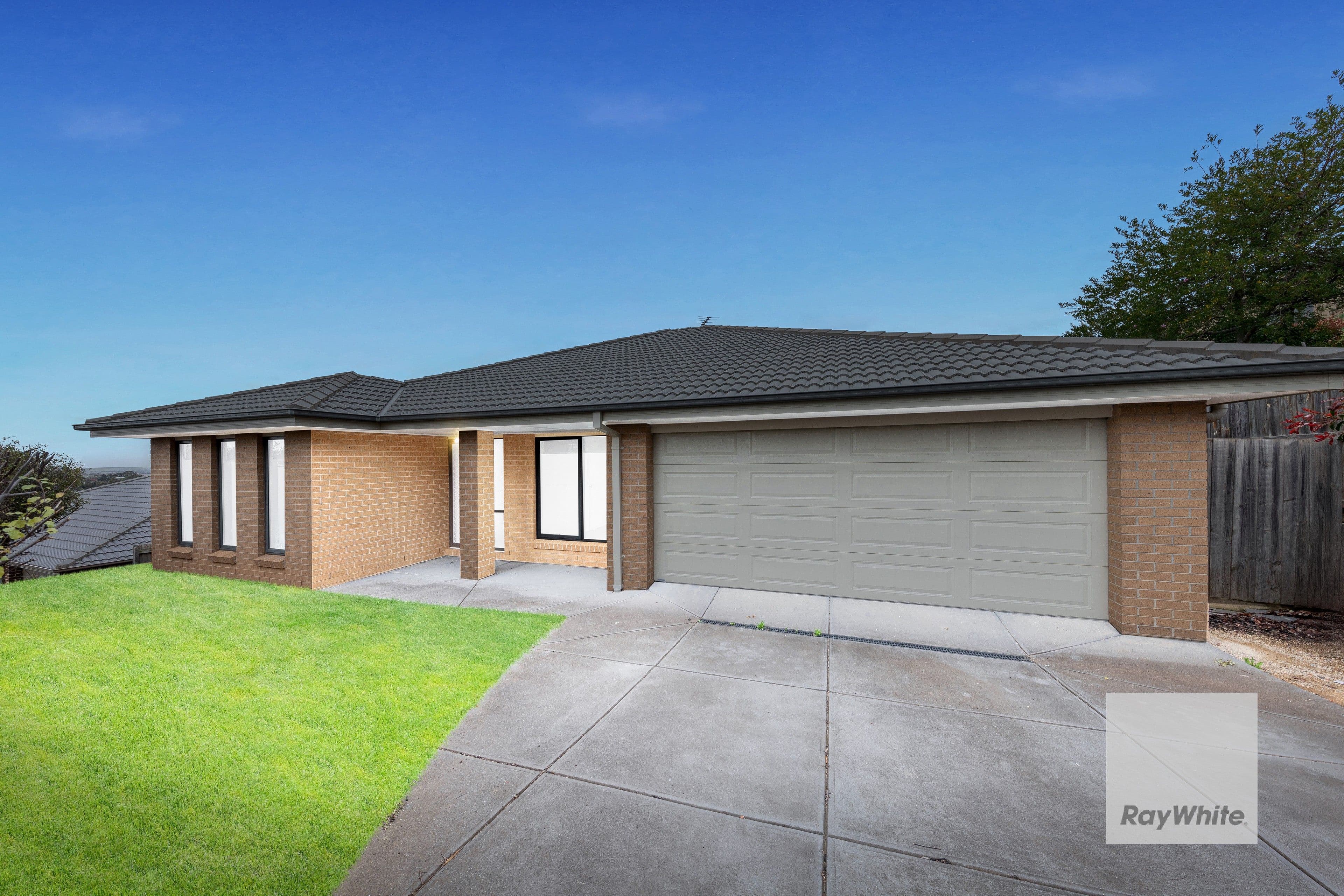 25 Glastonbury Drive, Sunbury VIC 3429, Sunbury - Image 1
