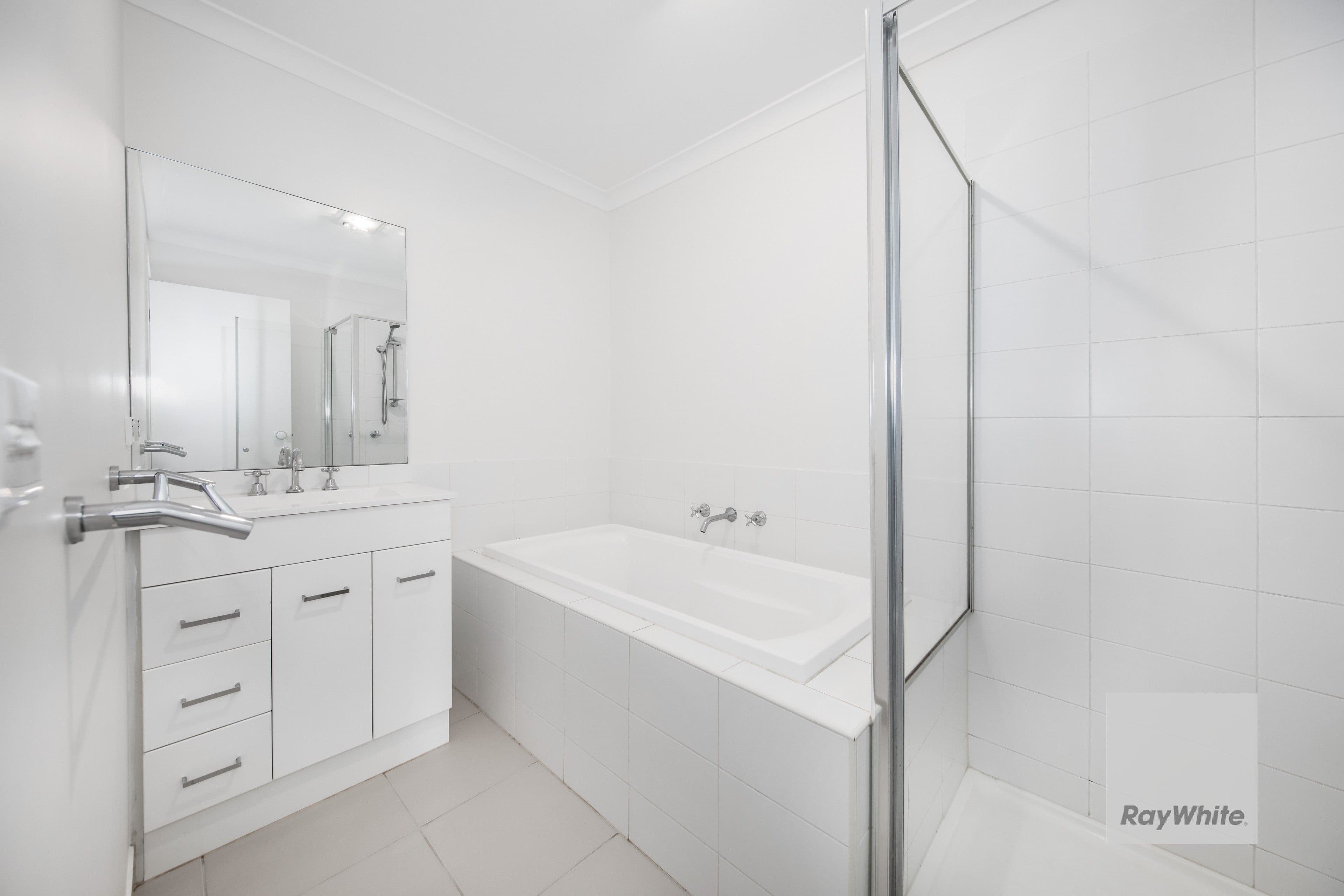25 Glastonbury Drive, Sunbury VIC 3429, Sunbury - Thumbnail 3