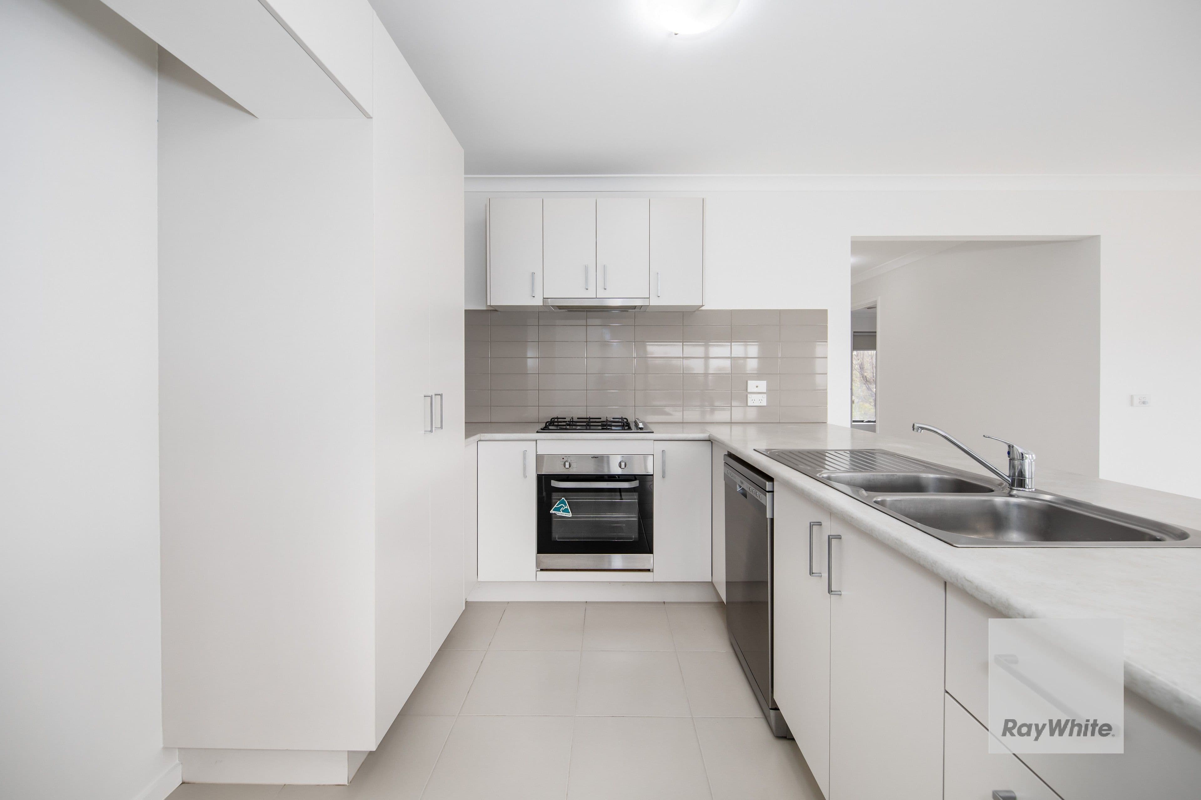 25 Glastonbury Drive, Sunbury VIC 3429, Sunbury - Thumbnail 4