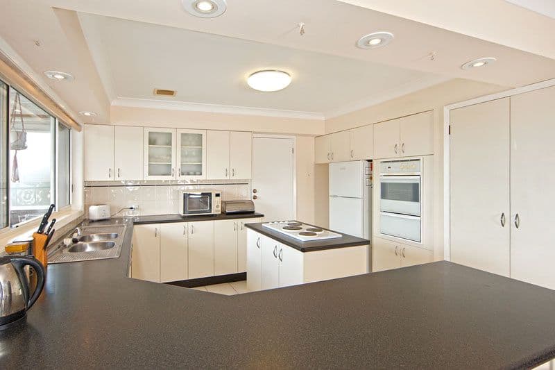 11 Rays Road, BATEAU BAY NSW 2261, Bateau Bay - Thumbnail 2