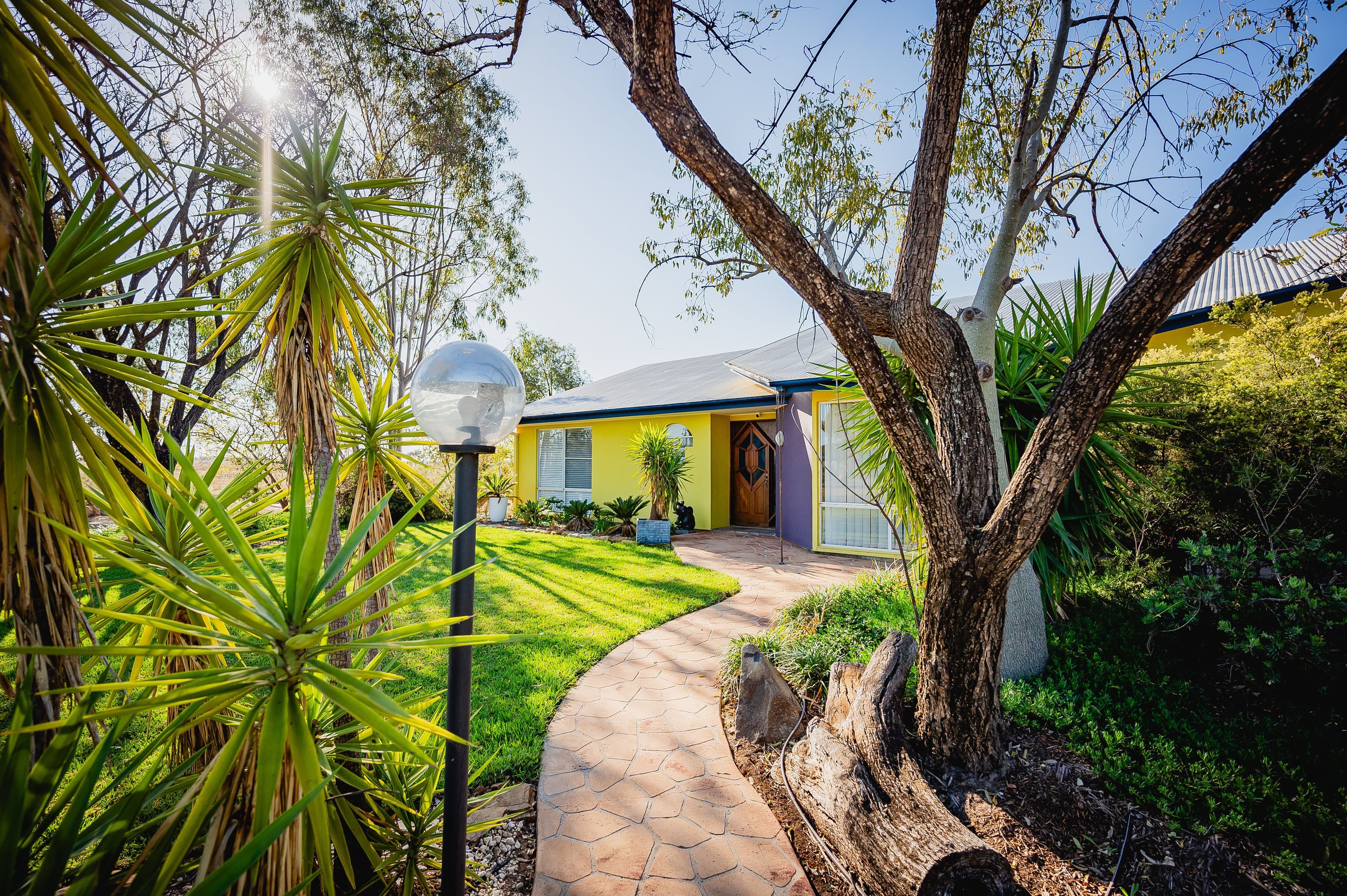 17 Everingham Avenue, Roma QLD 4455, Roma - Thumbnail 2