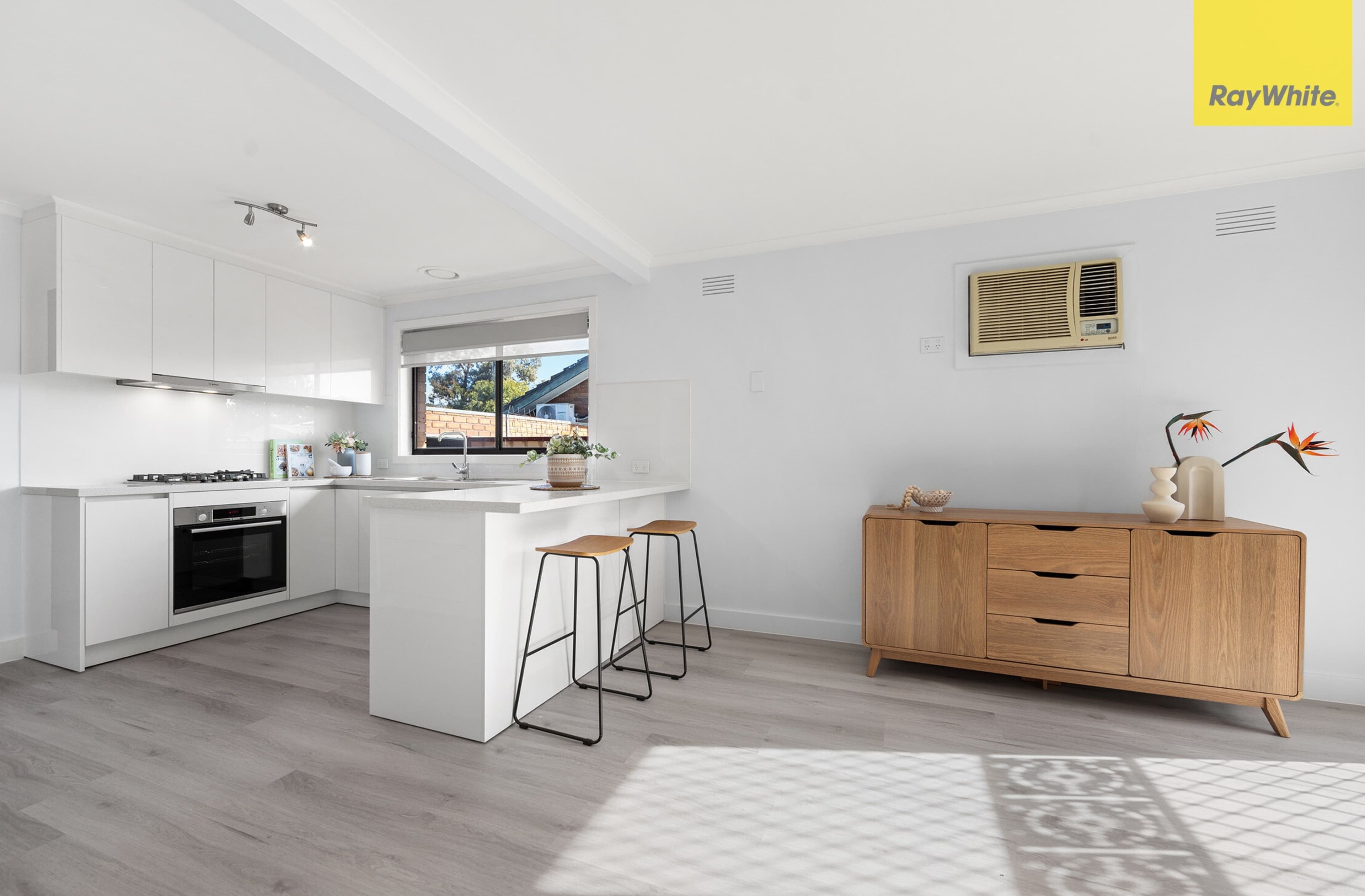 2 Penghana Place, Kings Park VIC 3021, Kings Park - Thumbnail 7