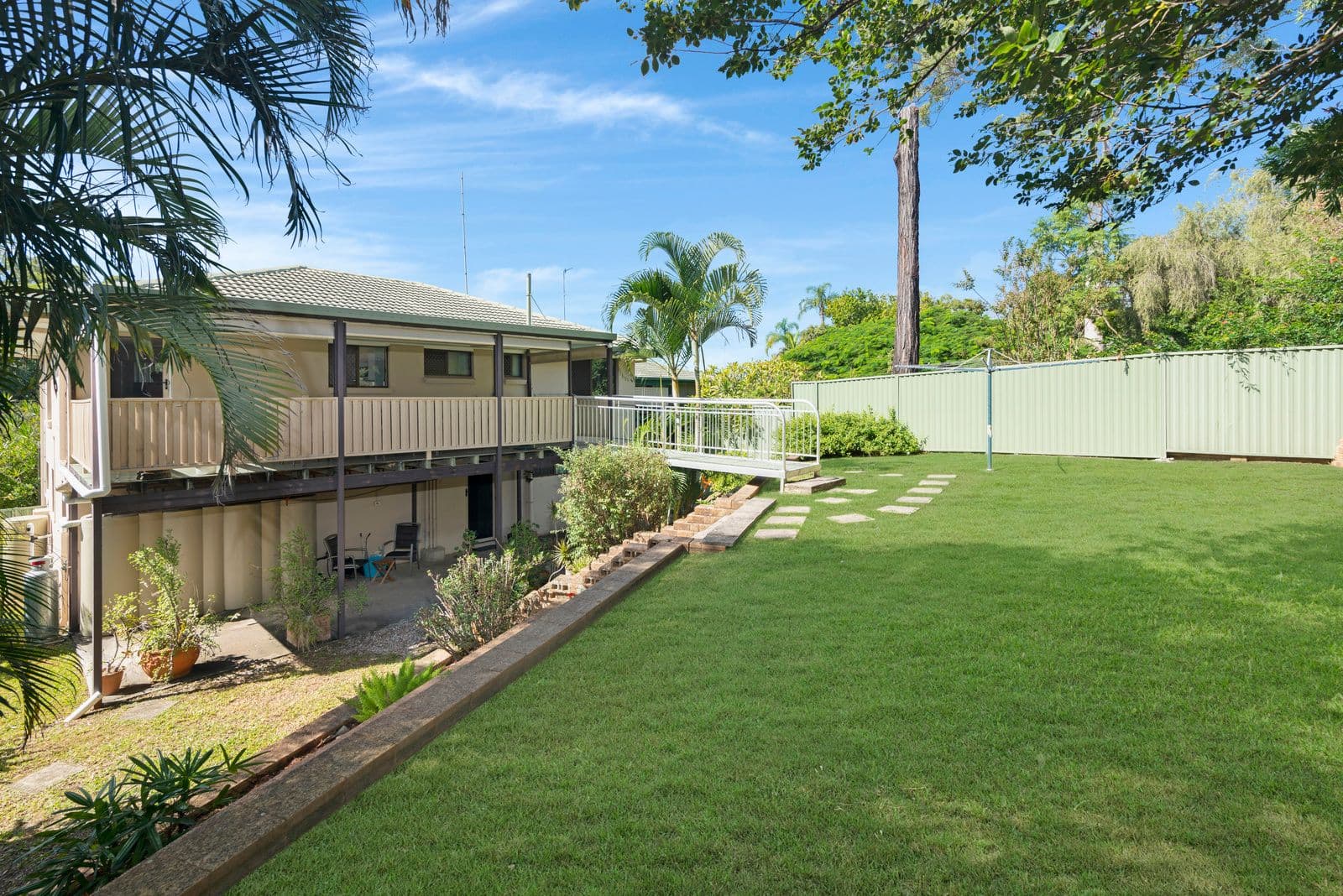 14 Blaxland Avenue, Molendinar QLD 4214, Molendinar - Thumbnail 2
