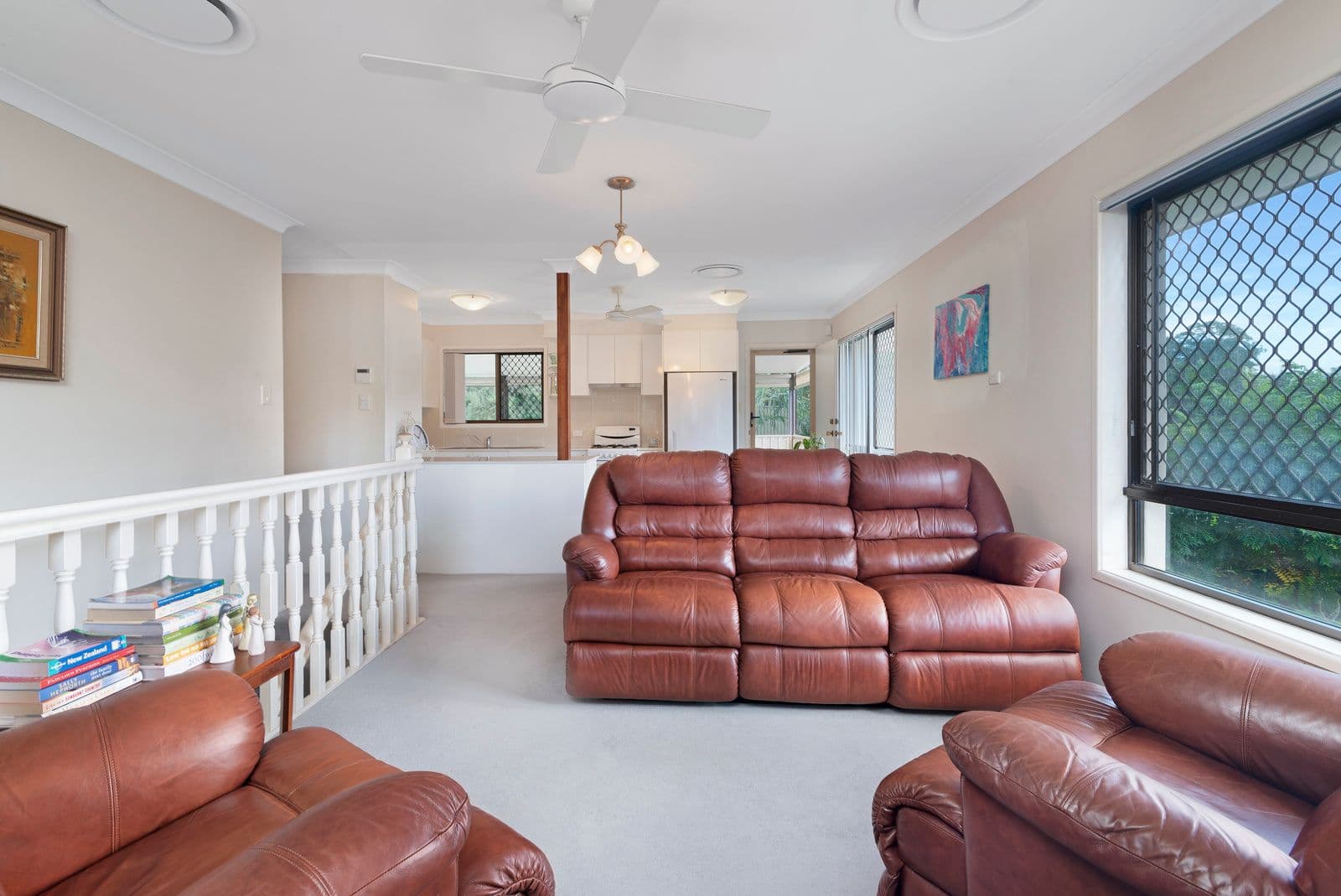 14 Blaxland Avenue, Molendinar QLD 4214, Molendinar - Thumbnail 5