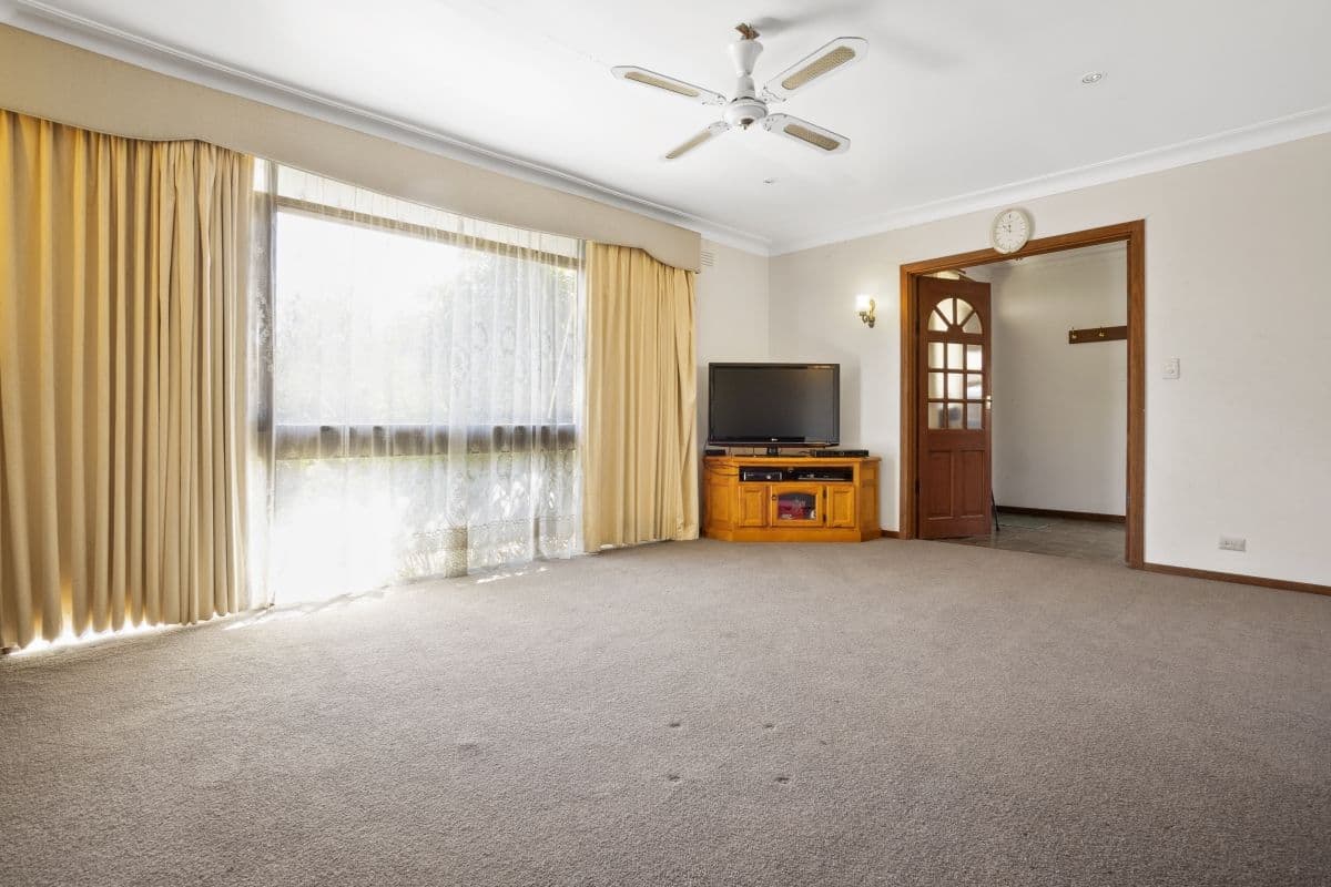 31 Warrenwood Avenue, Hoppers Crossing VIC 3029, Hoppers Crossing - Thumbnail 5