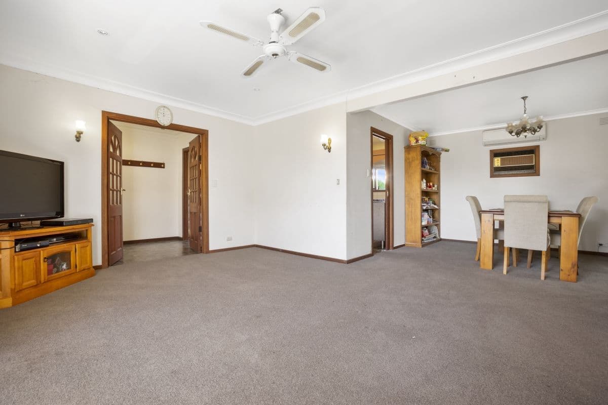 31 Warrenwood Avenue, Hoppers Crossing VIC 3029, Hoppers Crossing - Thumbnail 6