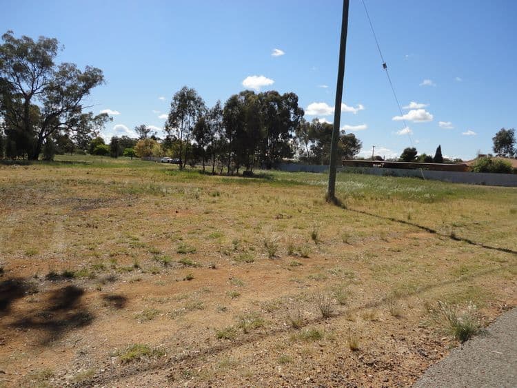 11 Hopetoun Street, ARIAH PARK NSW 2665, Ariah Park - Thumbnail 4