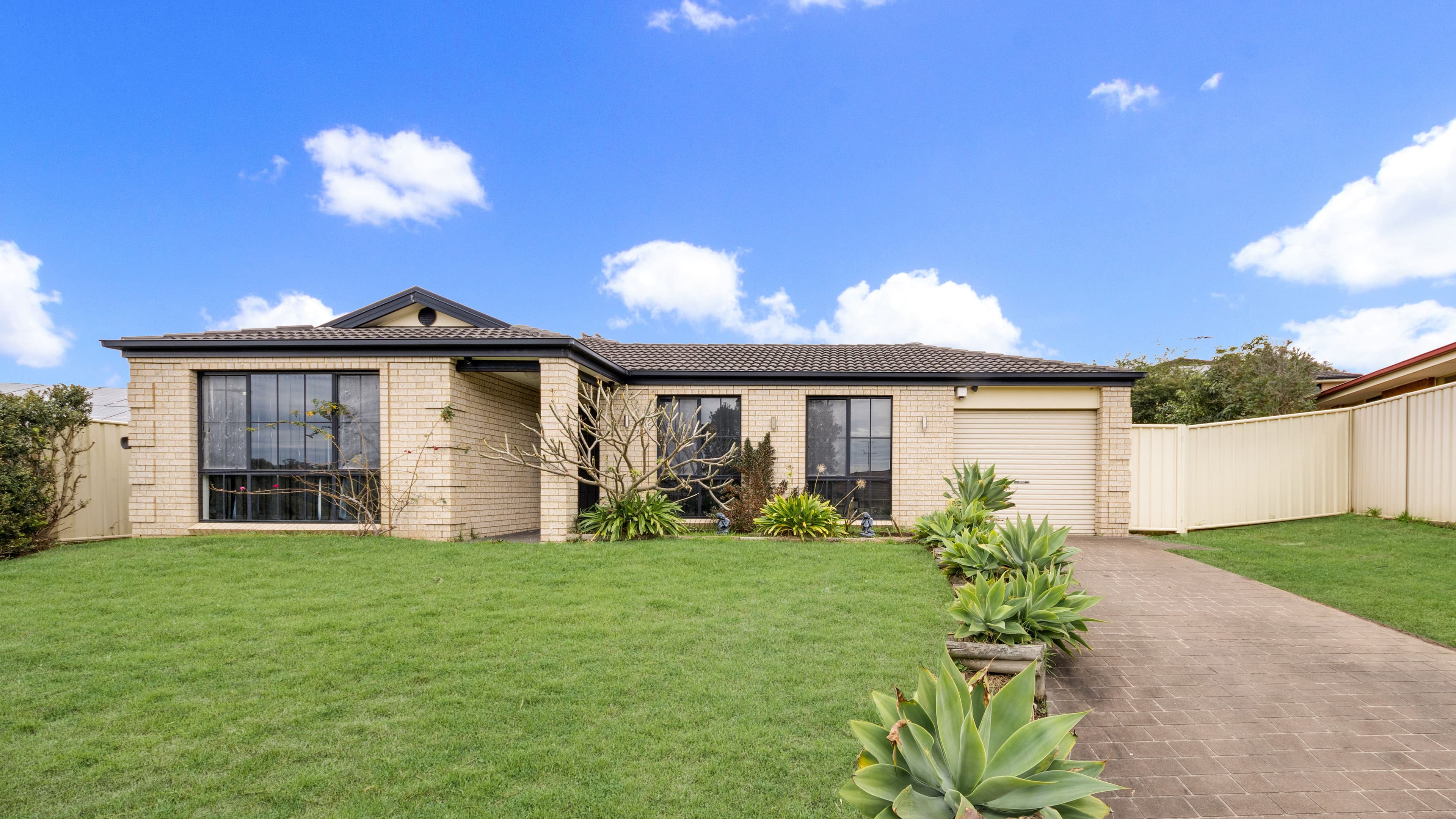 47 Mclaughlin Circuit, Bradbury NSW 2560, Bradbury - Image 1