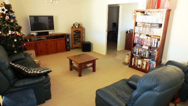 7 James Norman, GOONDIWINDI QLD 4390, Goondiwindi - Thumbnail 2