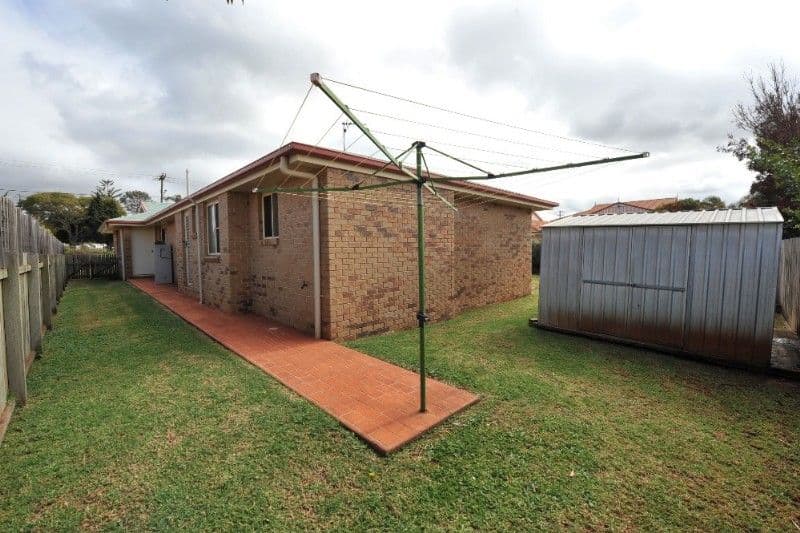 488 West Street, KEARNEYS SPRING QLD 4350, Kearneys Spring - Thumbnail 8