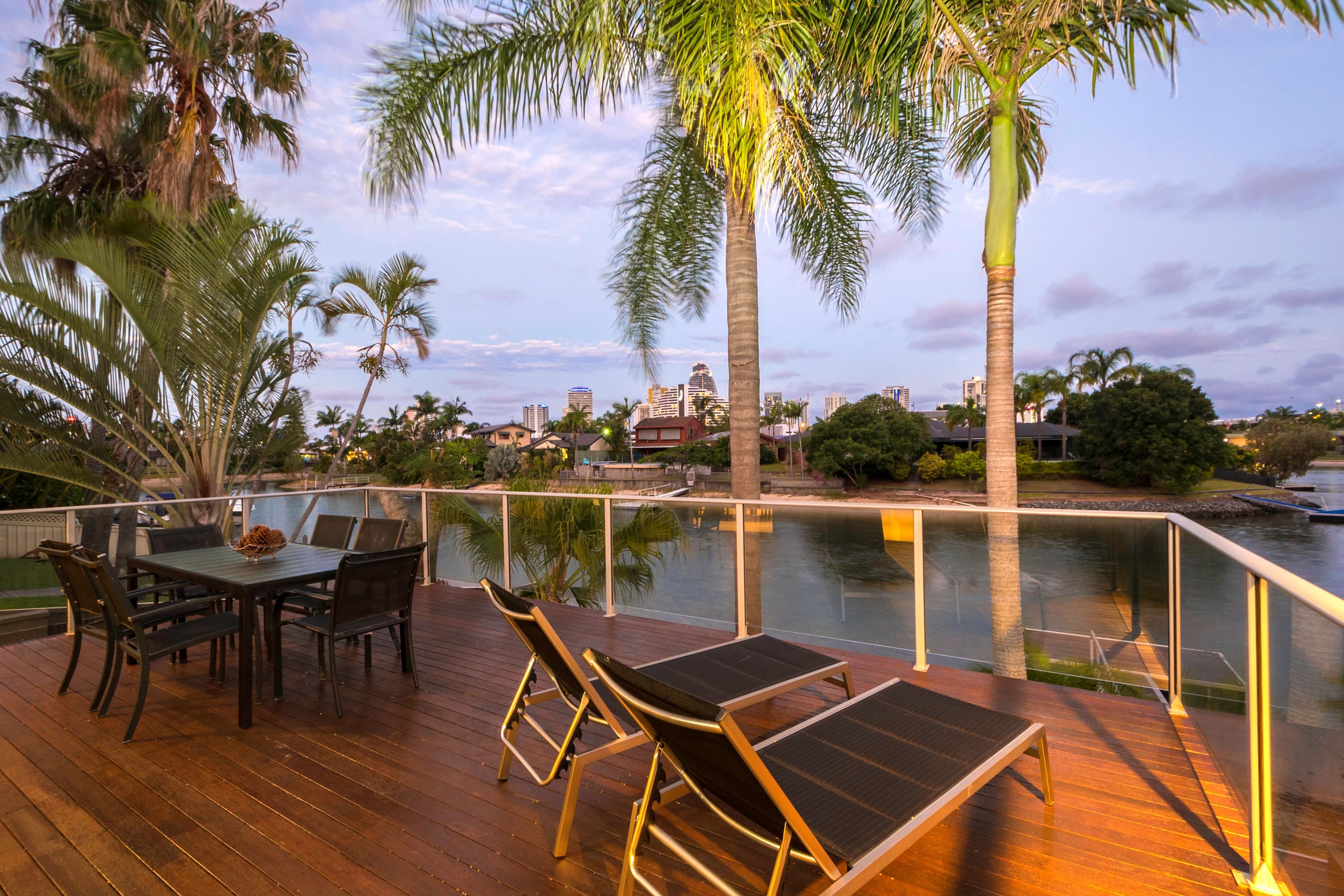 18 Maureen Court, Broadbeach Waters QLD 4218, Broadbeach Waters - Thumbnail 2