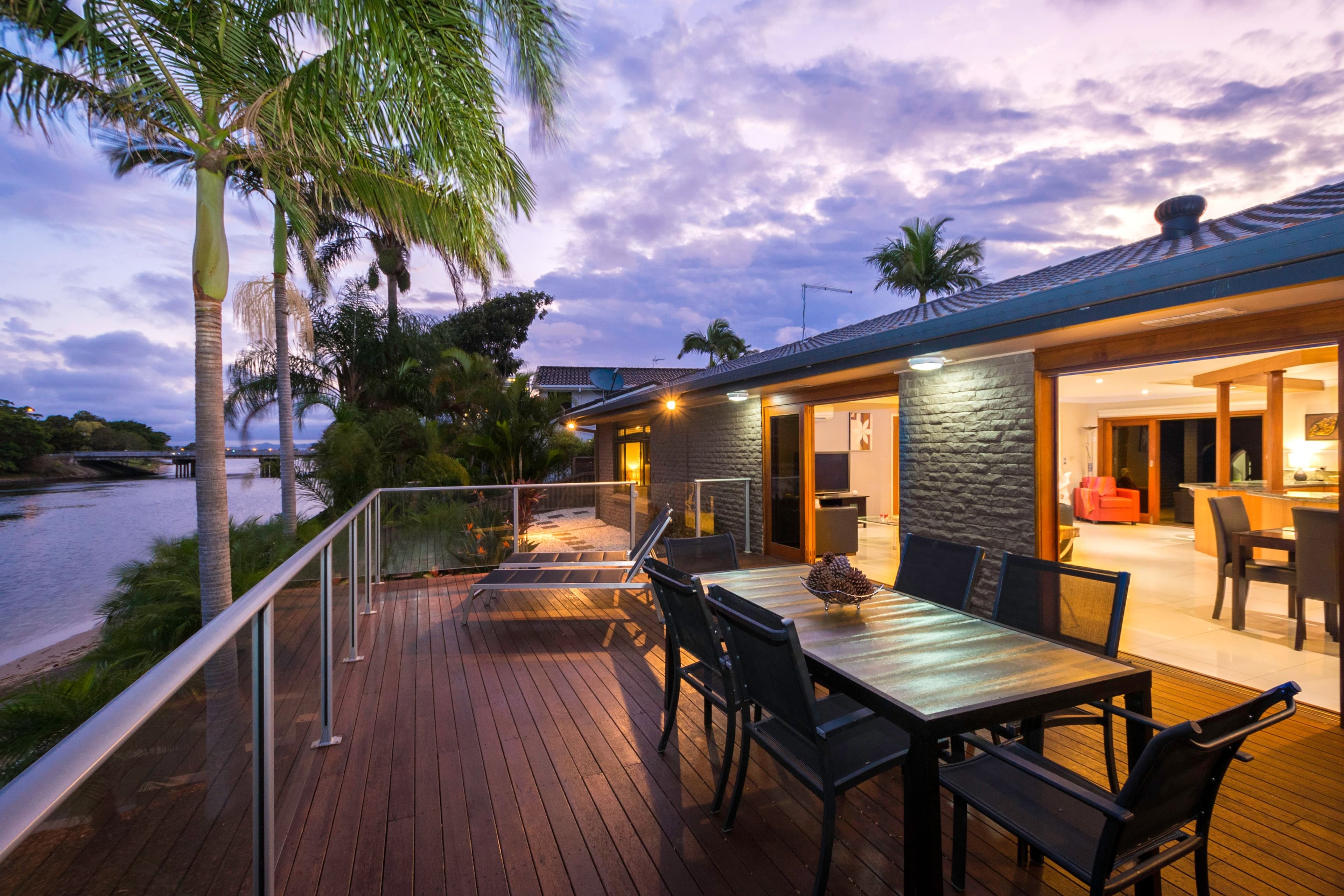 18 Maureen Court, Broadbeach Waters QLD 4218, Broadbeach Waters - Thumbnail 3