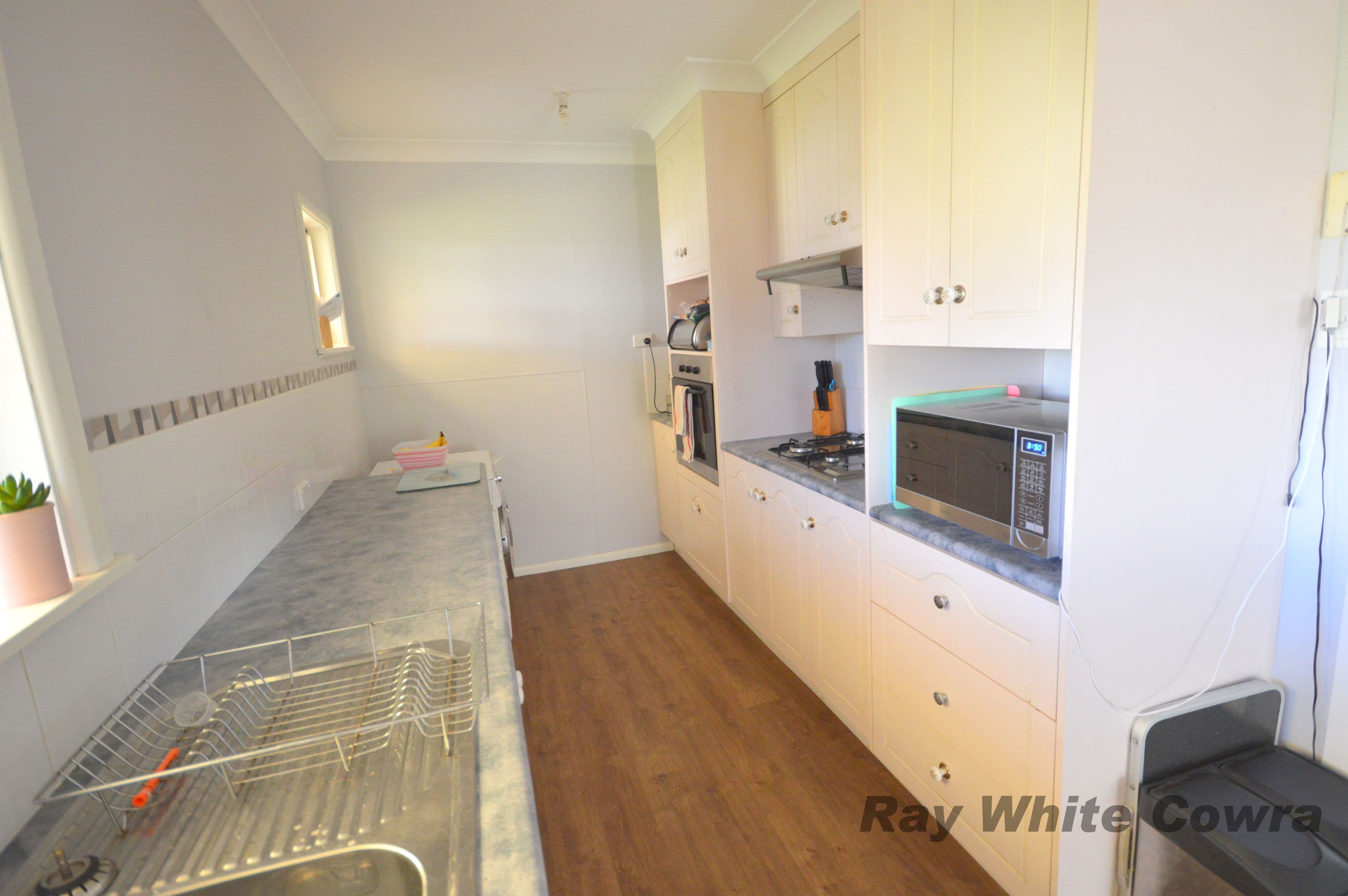 55 Kite Street, Cowra - Thumbnail 3